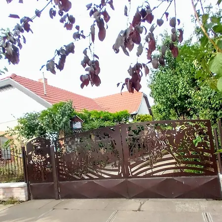 Bundik Vendeghaz *